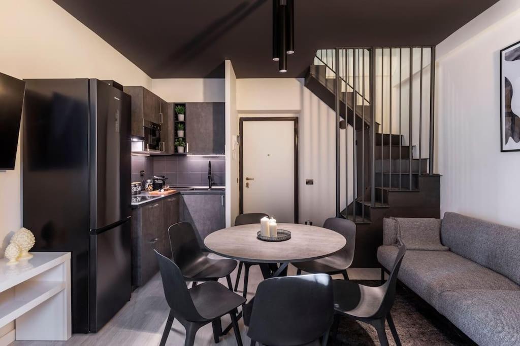 Stupendo Duplex In Centro A Milano Lägenhet Exteriör bild