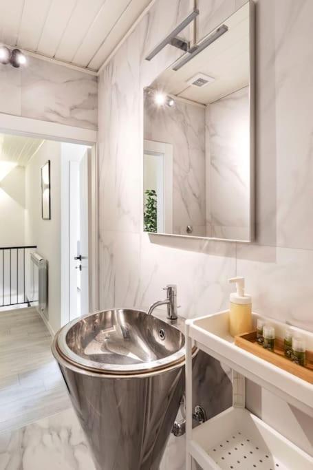 Stupendo Duplex In Centro A Milano Lägenhet Exteriör bild